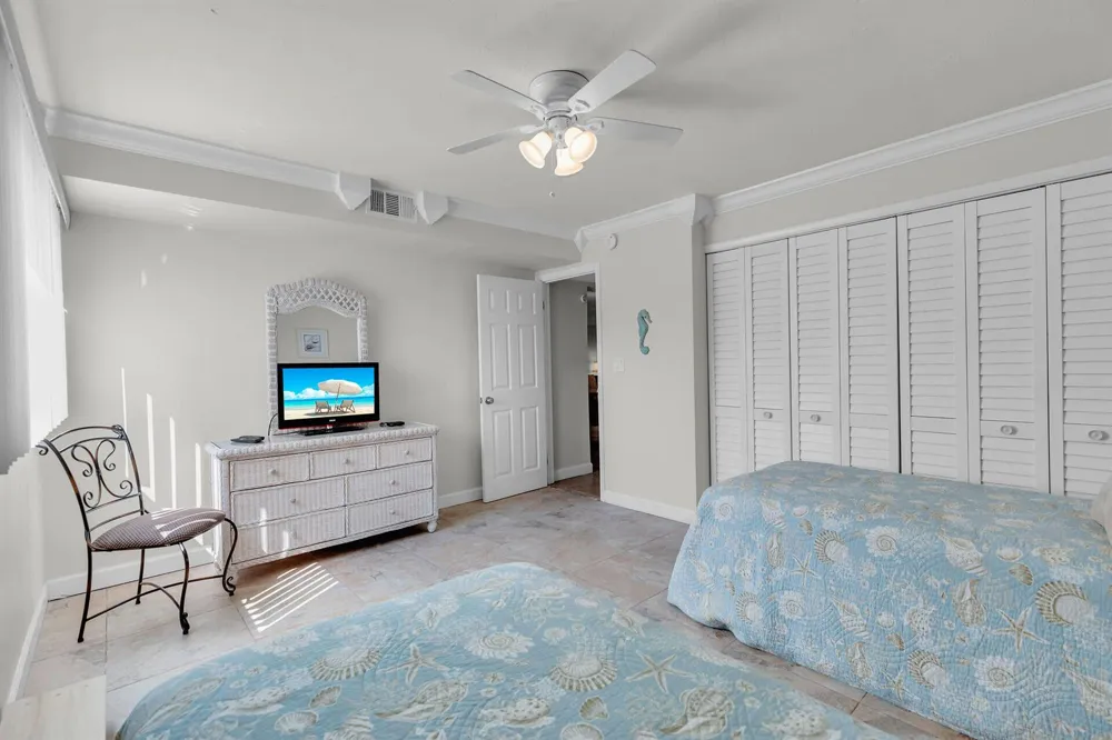 601 W Ocean Dr Drive #203a 