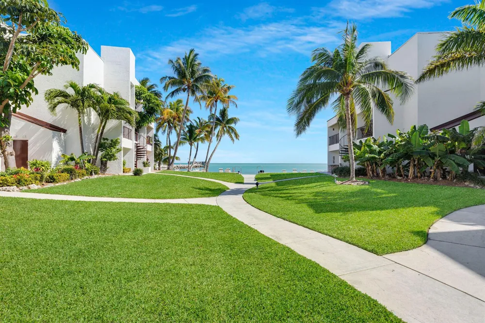 601 W Ocean Dr Drive #203a 