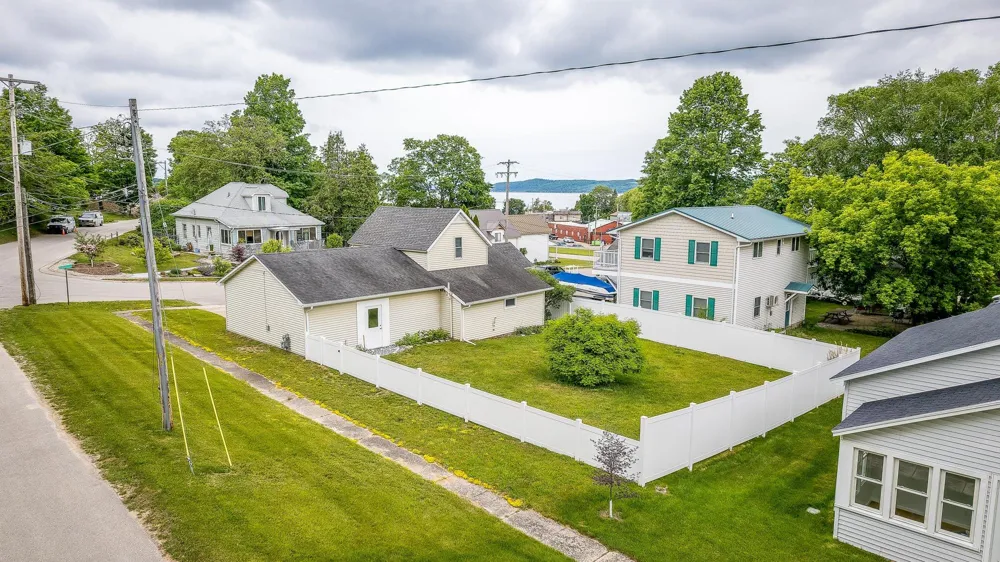 323 Benzie Court Benzonia Township, MI 49617