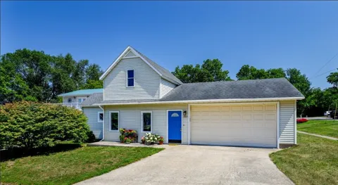 323 Benzie Court