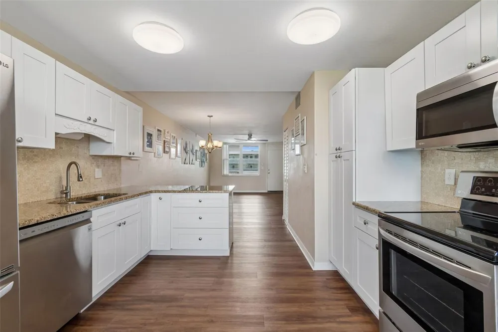 4715 BAY STREET NE #223 St Petersburg, FL 33703