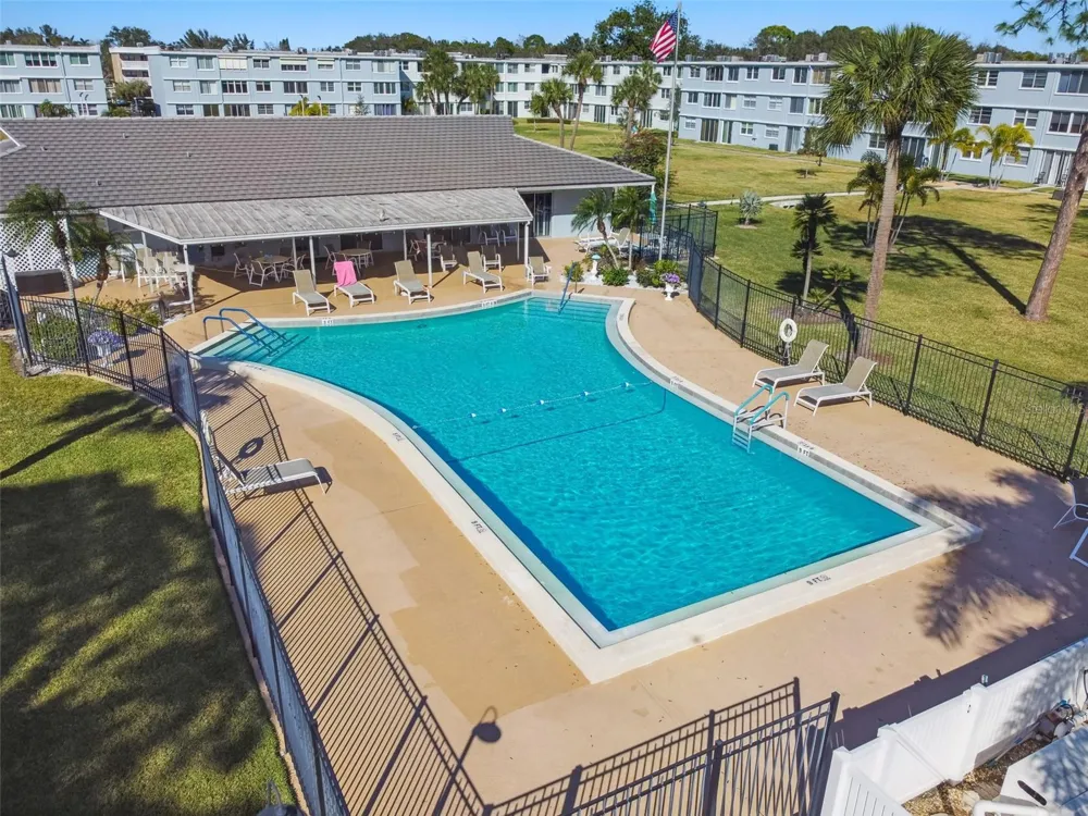 4715 BAY STREET NE #223 St Petersburg, FL 33703