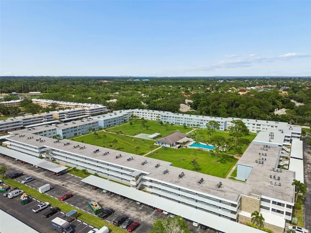 4715 BAY STREET NE #223 St Petersburg, FL 33703