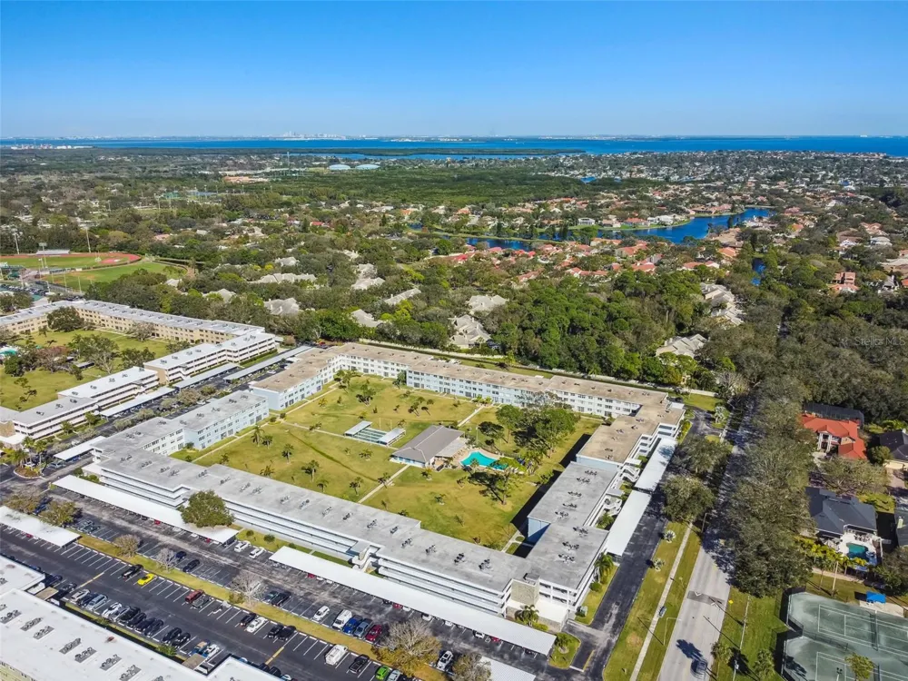 4715 BAY STREET NE #223 St Petersburg, FL 33703