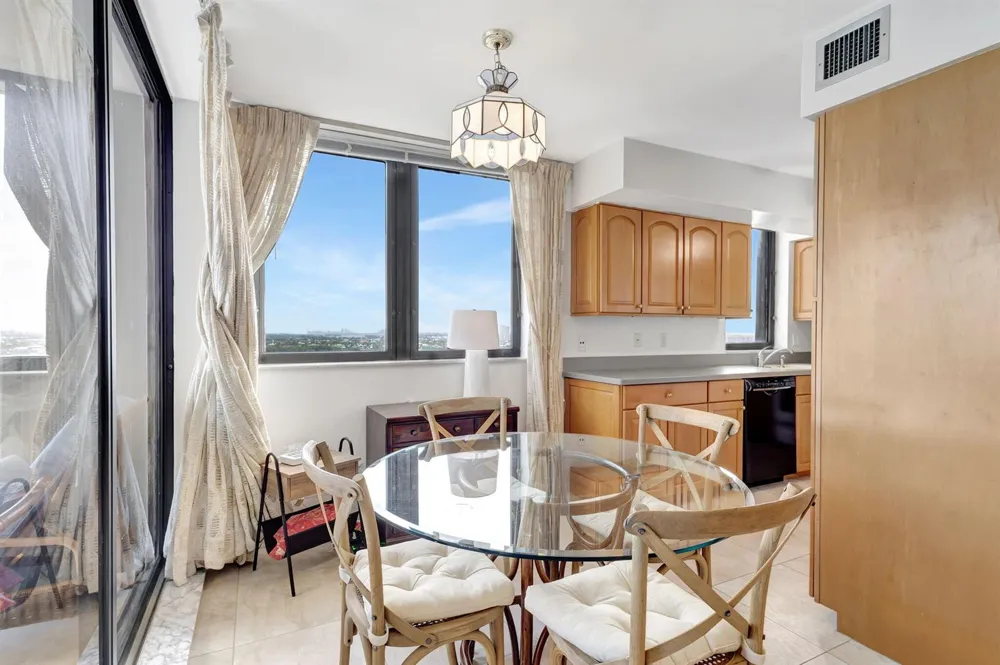 5380 Ocean Drive #15 A Singer Island, FL 33404