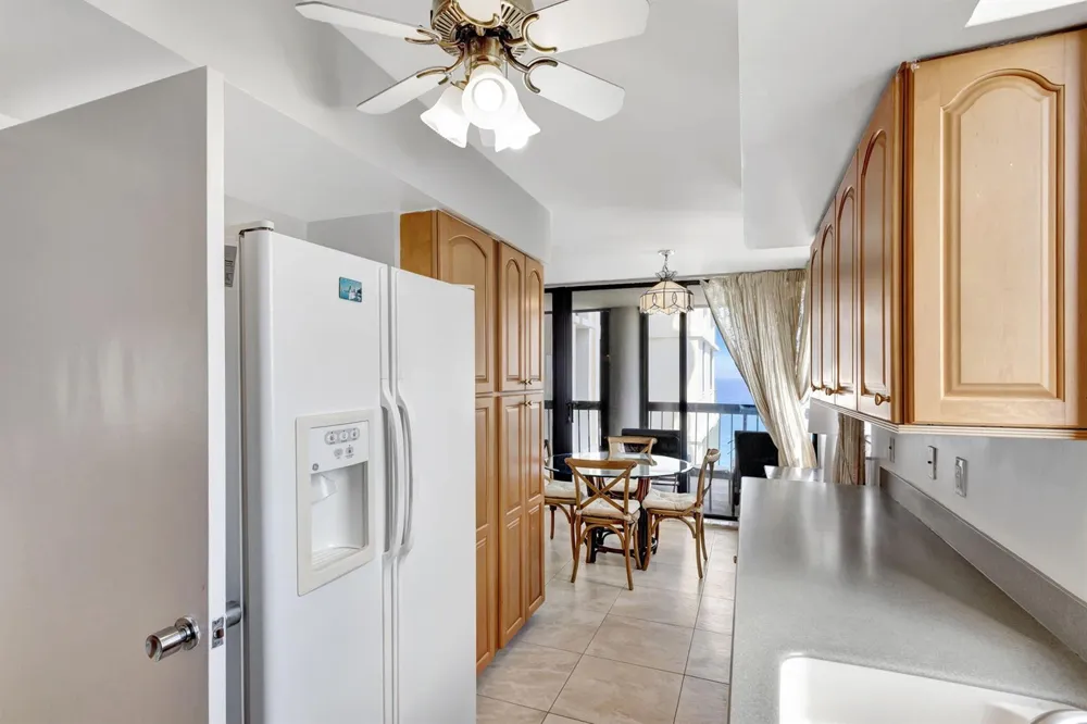 5380 Ocean Drive #15 A Singer Island, FL 33404
