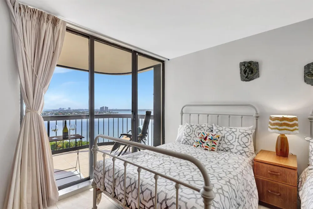 5380 Ocean Drive #15 A Singer Island, FL 33404