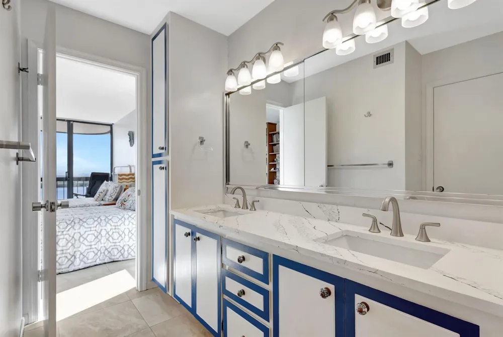5380 Ocean Drive #15 A Singer Island, FL 33404