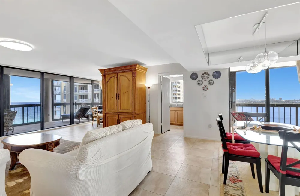5380 Ocean Drive #15 A Singer Island, FL 33404