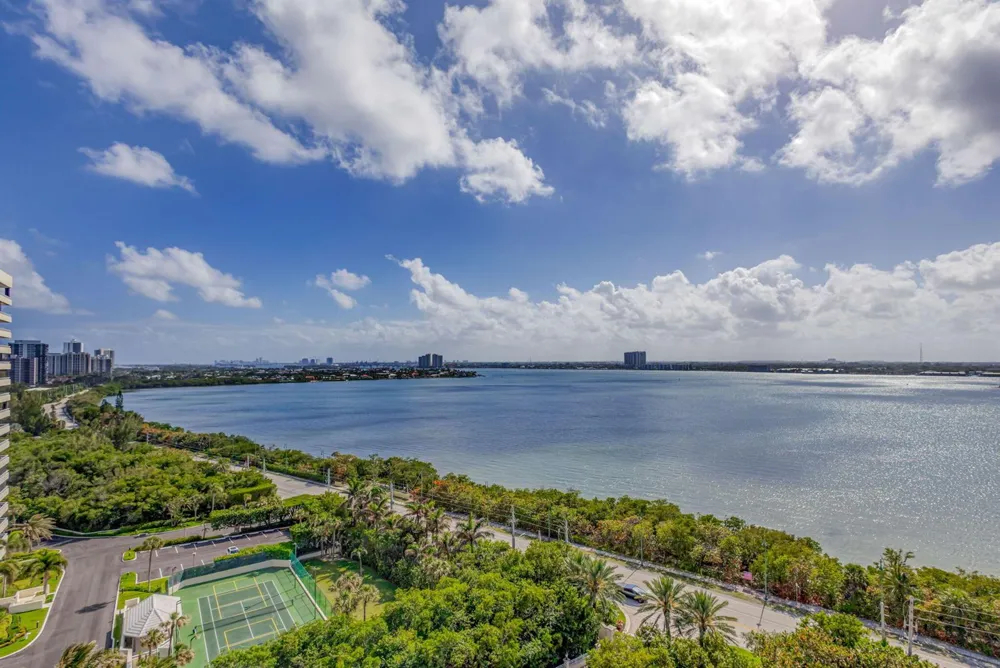 5380 Ocean Drive #15 A Singer Island, FL 33404