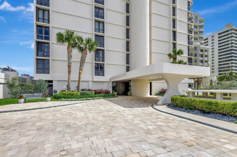 5380 Ocean Drive #15 A Singer Island, FL 33404