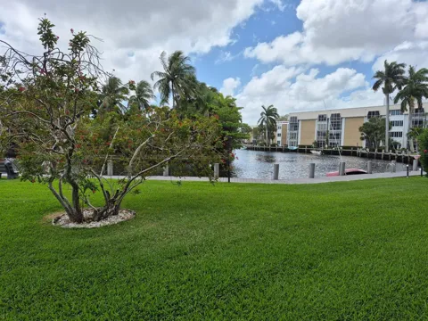 3010 NE 16 AVENUE #102