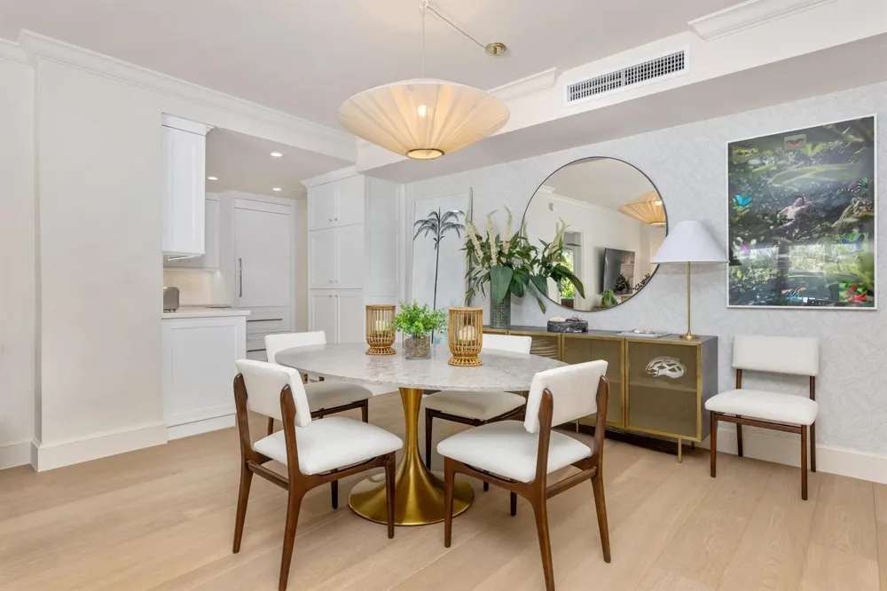 250 Bradley Place #307 Palm Beach, FL 33480