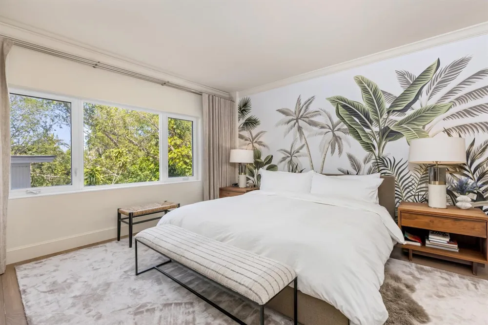 250 Bradley Place #307 Palm Beach, FL 33480