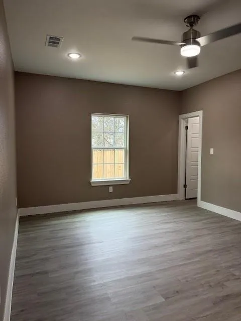 3513 Tomahawk Drive Granbury, TX 76048