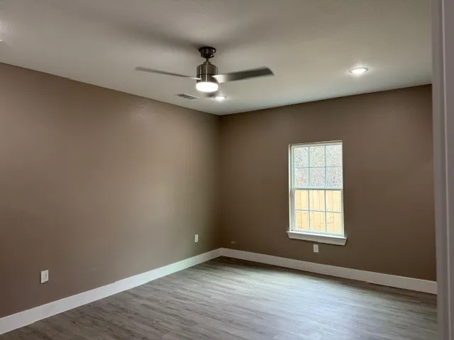 3513 Tomahawk Drive Granbury, TX 76048