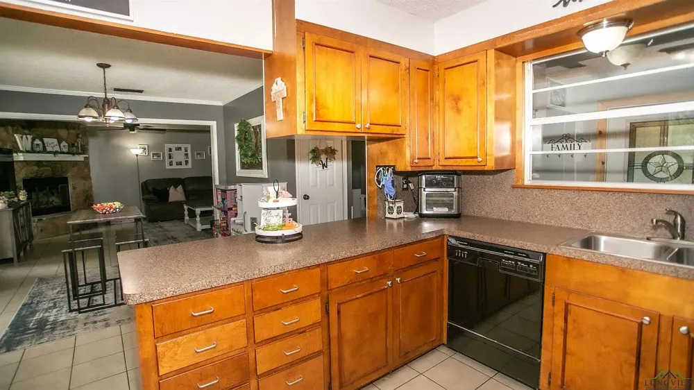3605 Forest Trail Marshall, TX 75672