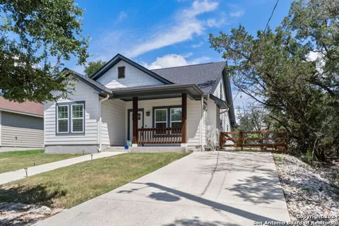 1125 CEDAR GROVE TRL
