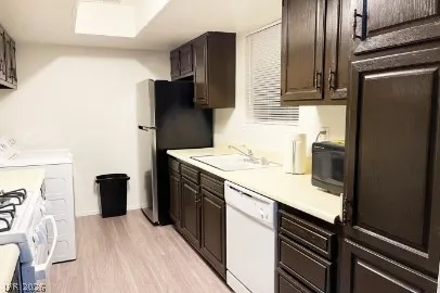 4650 Koval 14 Lane Las Vegas, NV 89109