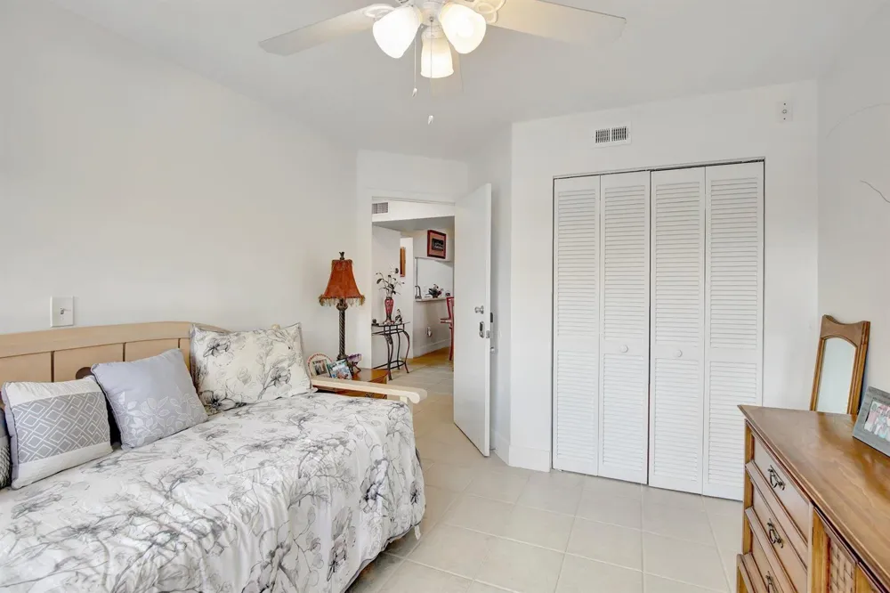 15499 Miami Lakeway #306-5 Miami Lakes, FL 33014