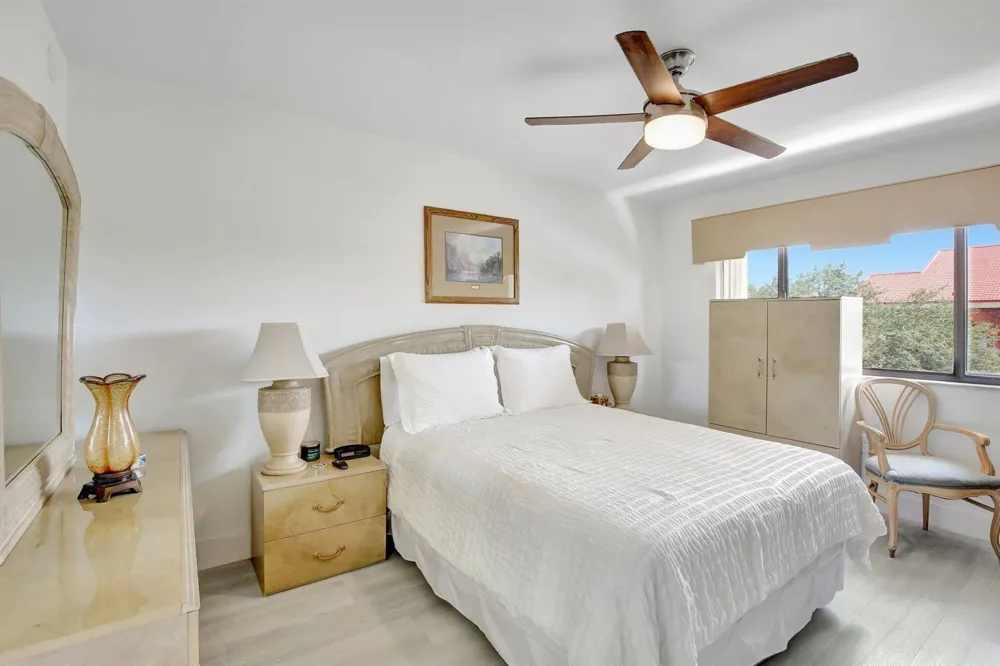 15499 Miami Lakeway #306-5 Miami Lakes, FL 33014
