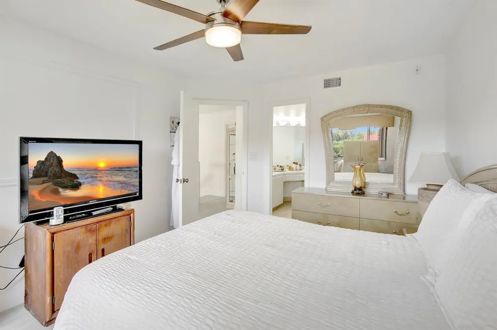 15499 Miami Lakeway #306-5 Miami Lakes, FL 33014