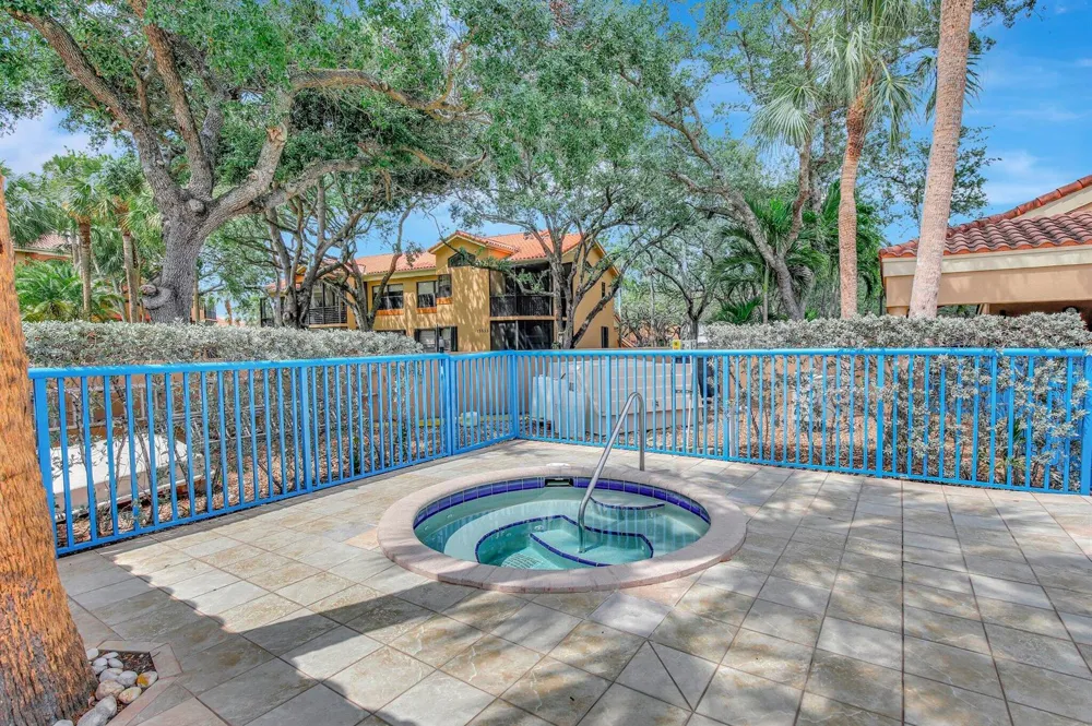 15499 Miami Lakeway #306-5 Miami Lakes, FL 33014