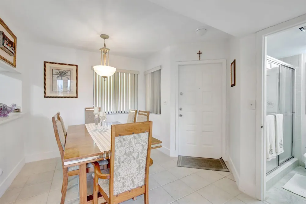 15499 Miami Lakeway #306-5 Miami Lakes, FL 33014