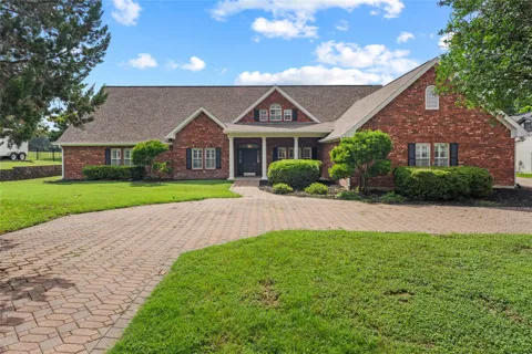 3421 Chisholm Trail
