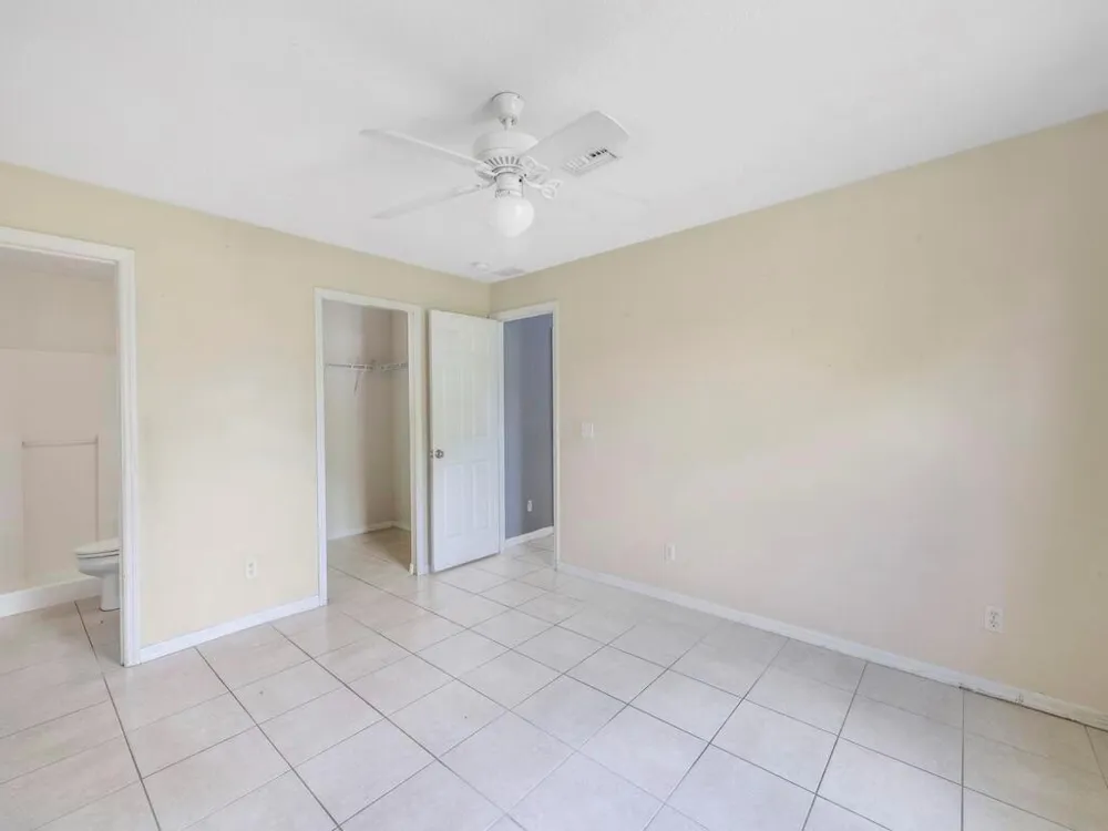 7745 99th Court Vero Beach, FL 32967