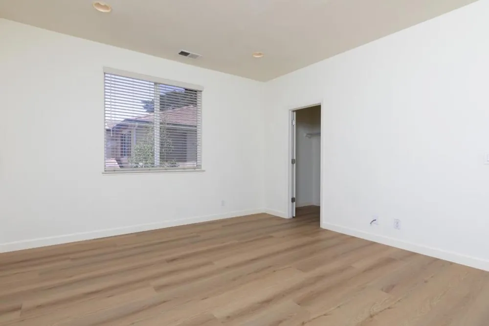 4120 Peninsula Point Drive Seaside, CA 93955