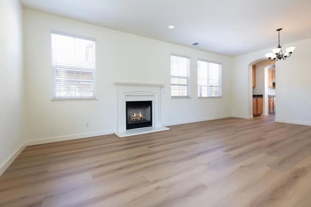 4120 Peninsula Point Drive Seaside, CA 93955