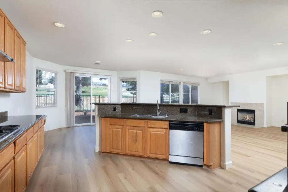 4120 Peninsula Point Drive Seaside, CA 93955