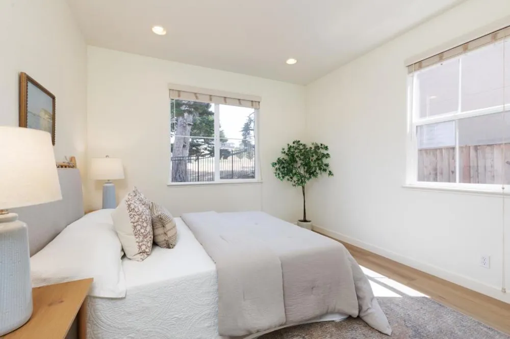 4120 Peninsula Point Drive Seaside, CA 93955
