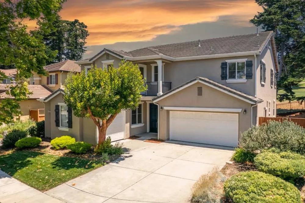 4120 Peninsula Point Drive Seaside, CA 93955