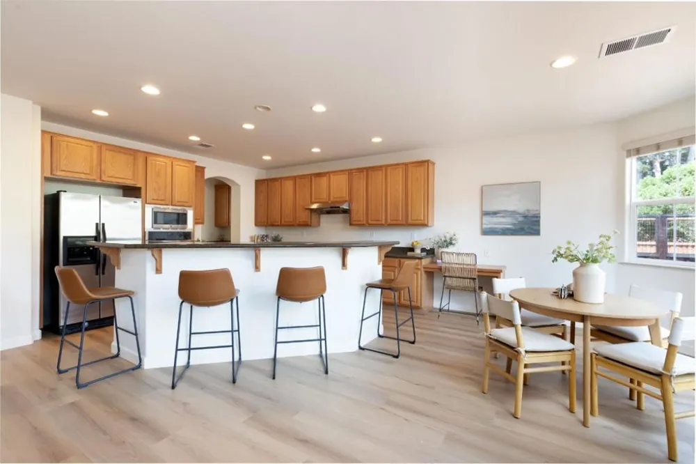 4120 Peninsula Point Drive Seaside, CA 93955