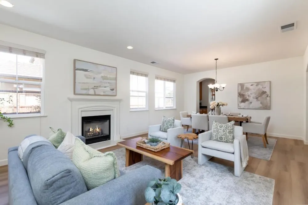 4120 Peninsula Point Drive Seaside, CA 93955