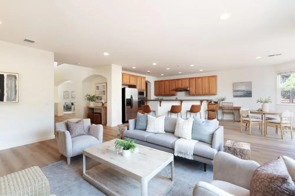 4120 Peninsula Point Drive Seaside, CA 93955