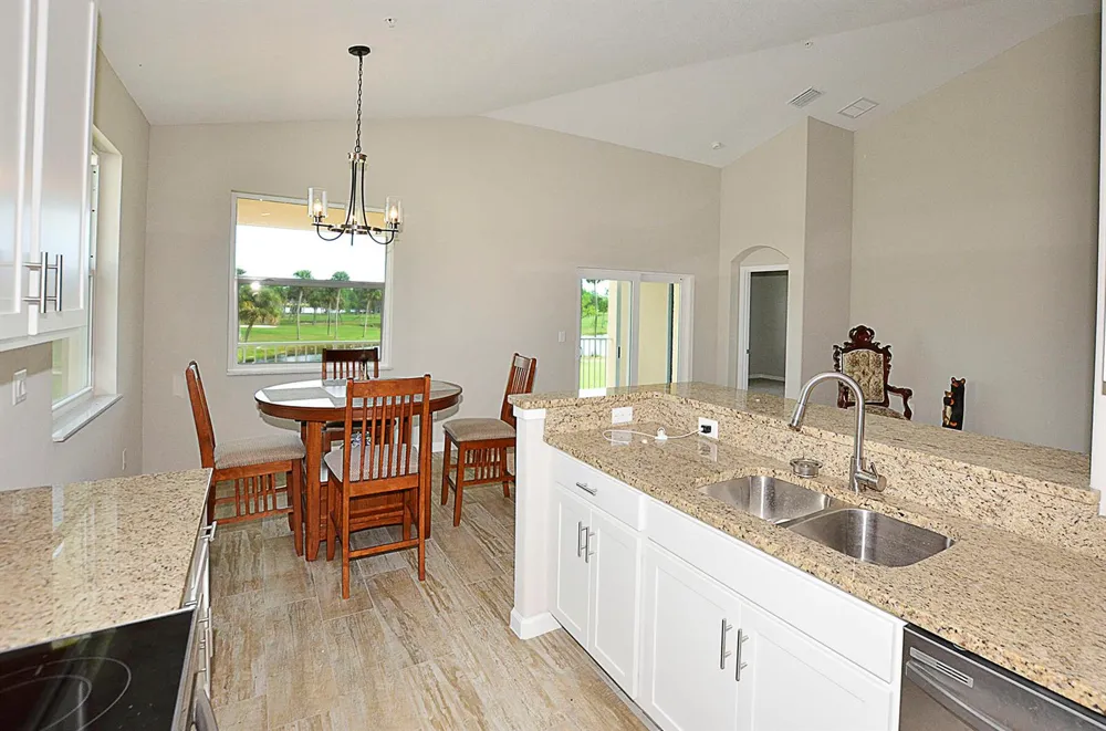 3951 Playa Del Sol Drive #201 Rockledge, FL 32955