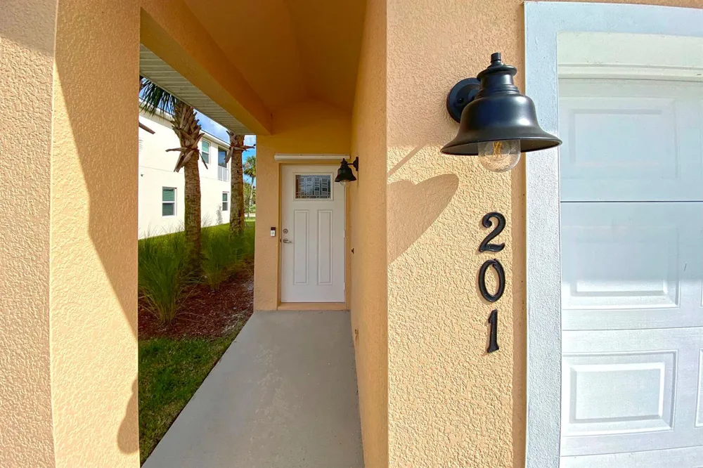 3951 Playa Del Sol Drive #201 Rockledge, FL 32955