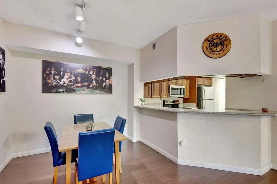2728 Anzio Court #105 Palm Beach Gardens, FL 33410