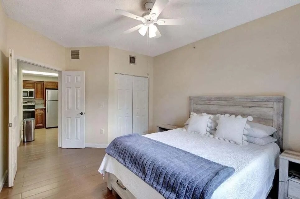 2728 Anzio Court #105 Palm Beach Gardens, FL 33410