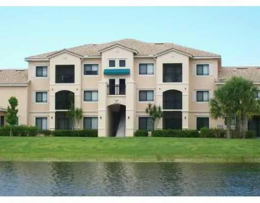 2728 Anzio Court #105 Palm Beach Gardens, FL 33410