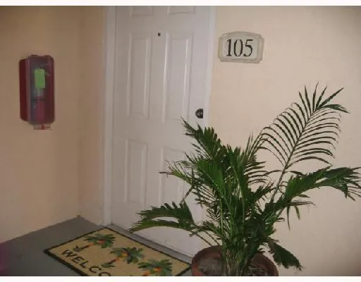 2728 Anzio Court #105 Palm Beach Gardens, FL 33410