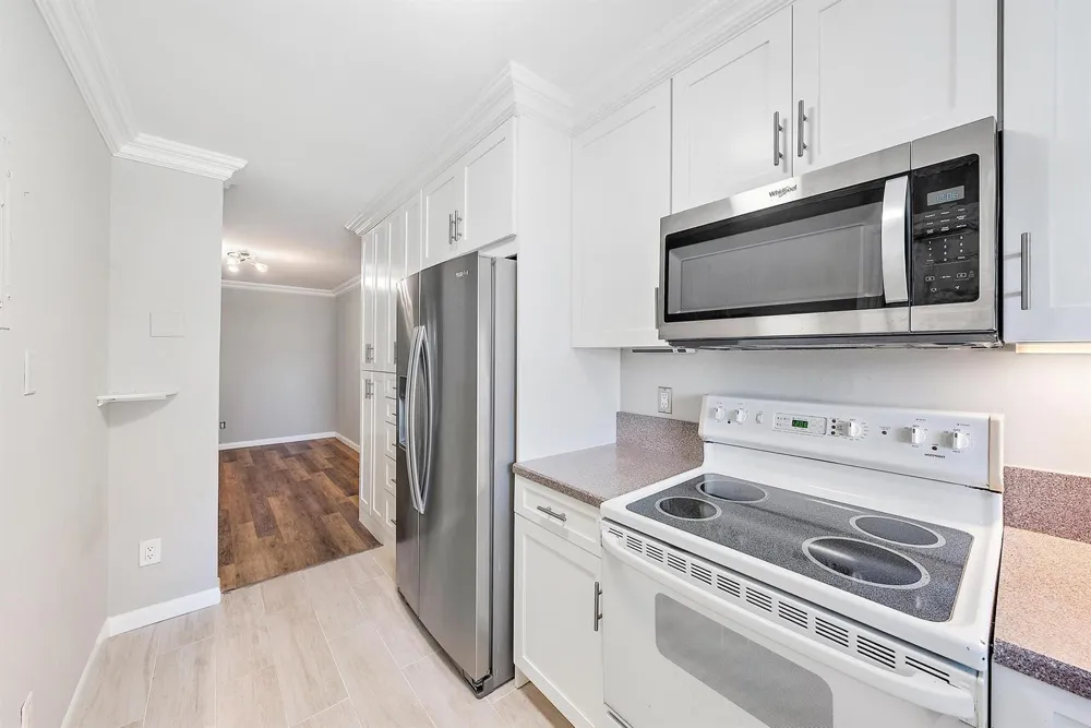 109 Paradise Harbour Boulevard #307 North Palm Beach, FL 33408