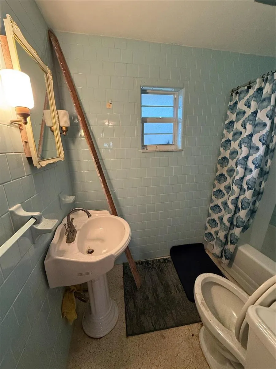 414 Virginia Street Key West, FL 33040