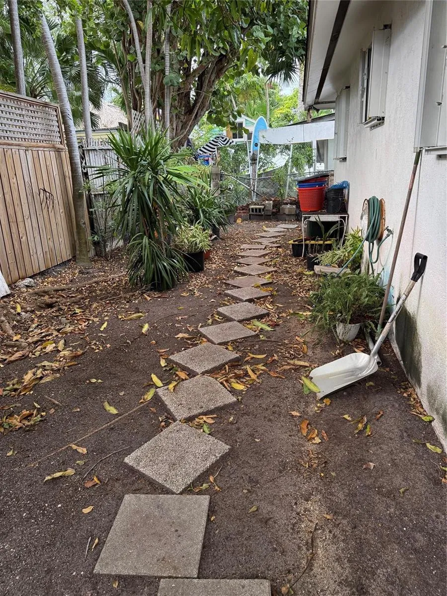 414 Virginia Street Key West, FL 33040