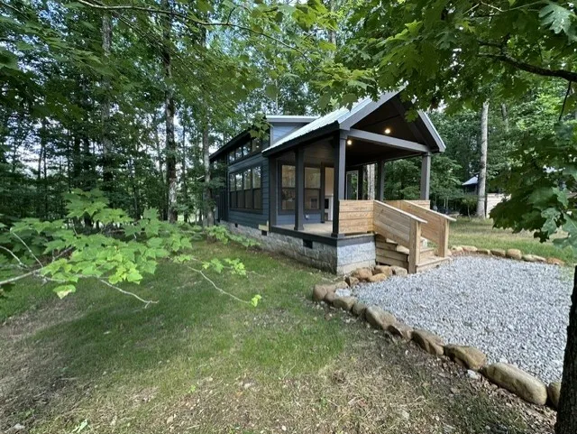 166 White Oak Court Monteagle, TN 37356