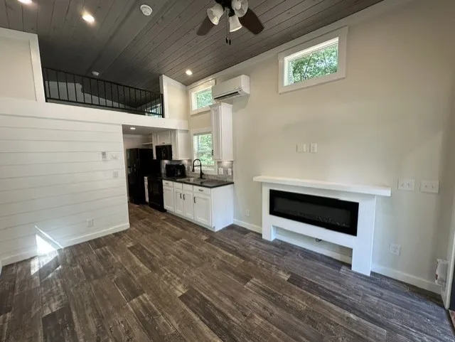 166 White Oak Court Monteagle, TN 37356
