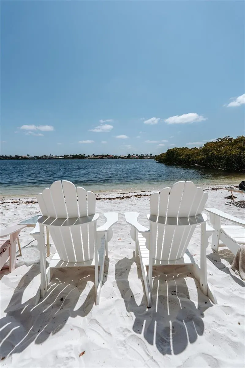 300 Scotia Drive #102 Hypoluxo, FL 33462